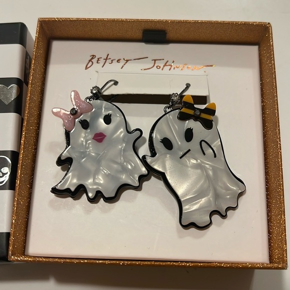 BETSEY JOHNSON PUNK N SPICE GHOST DROP EARRINGS BETSEY JOHNSON FALL 2022 NWT - Picture 6 of 6